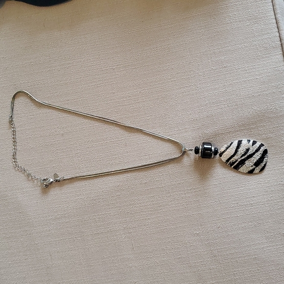Chico Zebra Pattern Silver & Black Adjustable Necklace - Picture 3 of 4